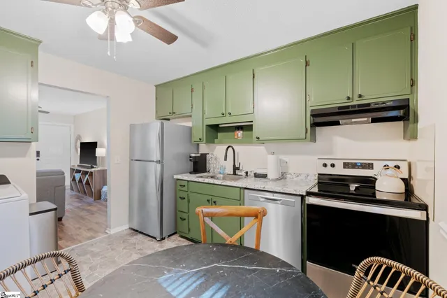 $375,000 | 419 Lily Street, Greenville, SC 29617