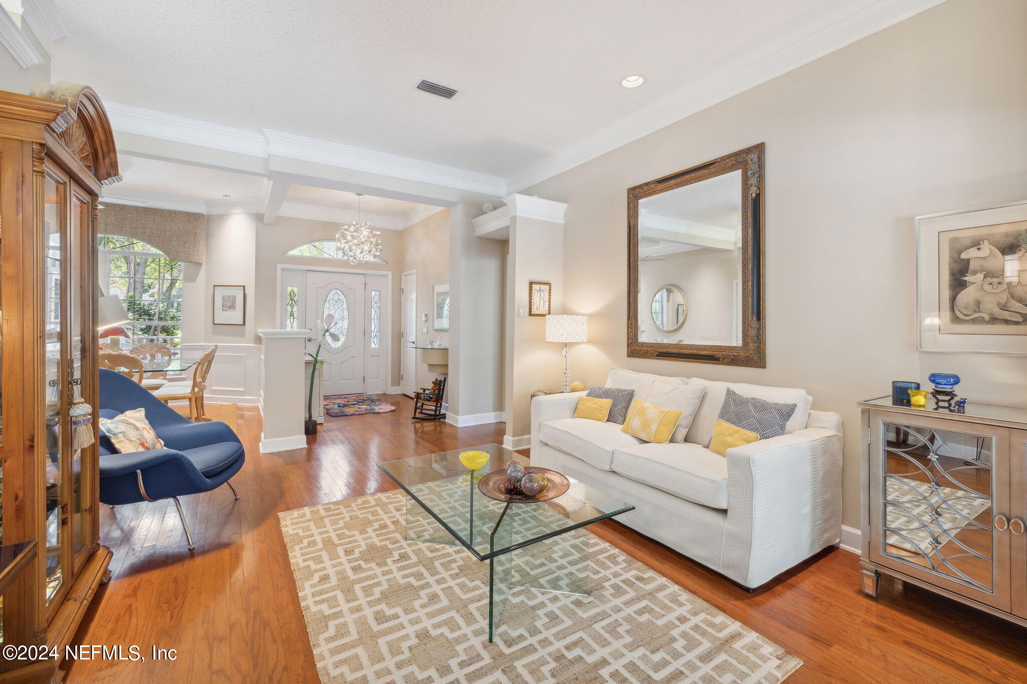 144 Bear Pen Road Ponte Vedra Beach, FL 32082 - Photo 16 of 74 a living room with furniture and a wooden floor