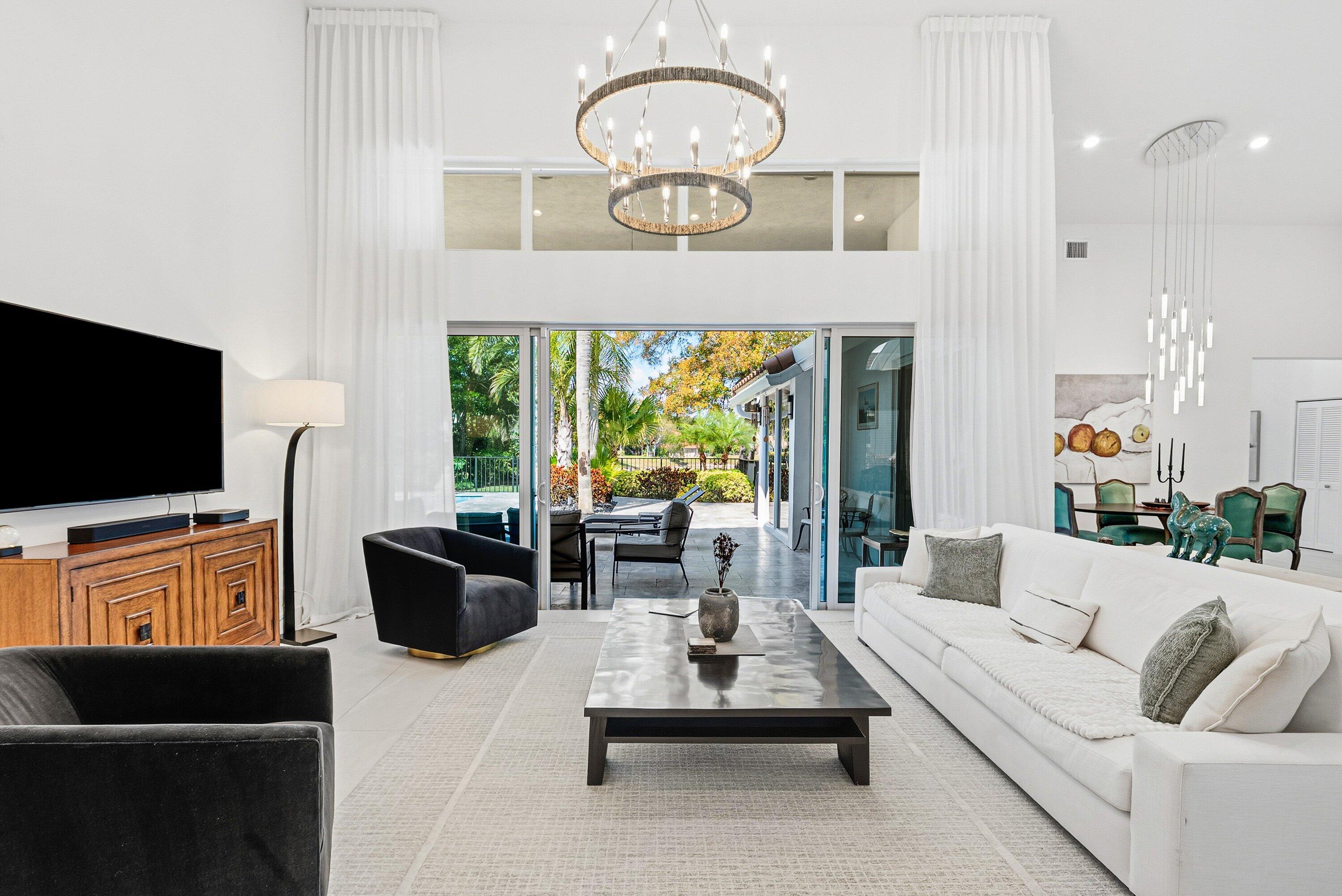 7185 Montrico Drive Boca Raton, FL 33433 - Photo 7 of 56 Living Room