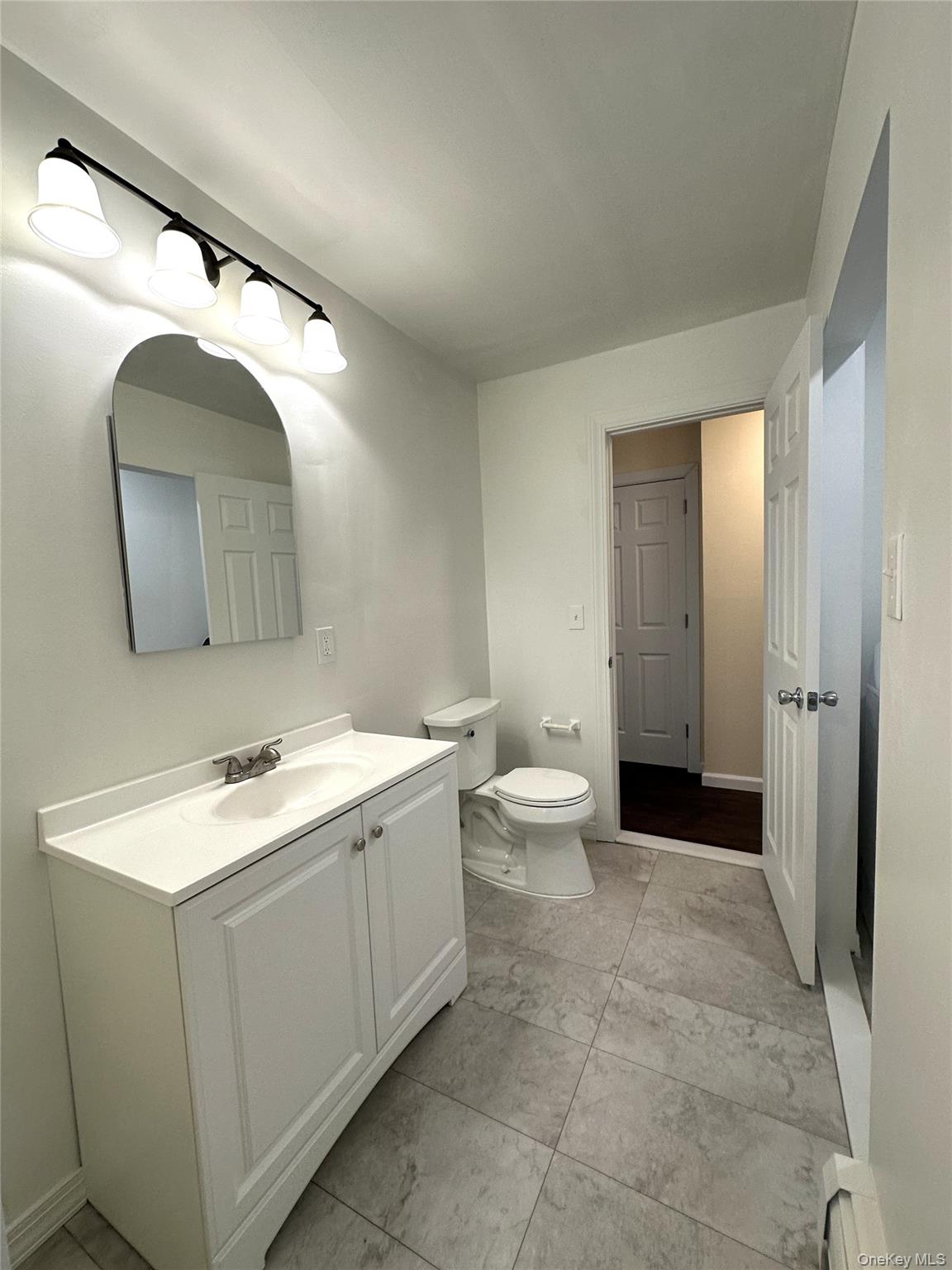 2740 South Road, Unit B7 Poughkeepsie, NY 12601 - Photo 13 of 16 Mian bath different angle.