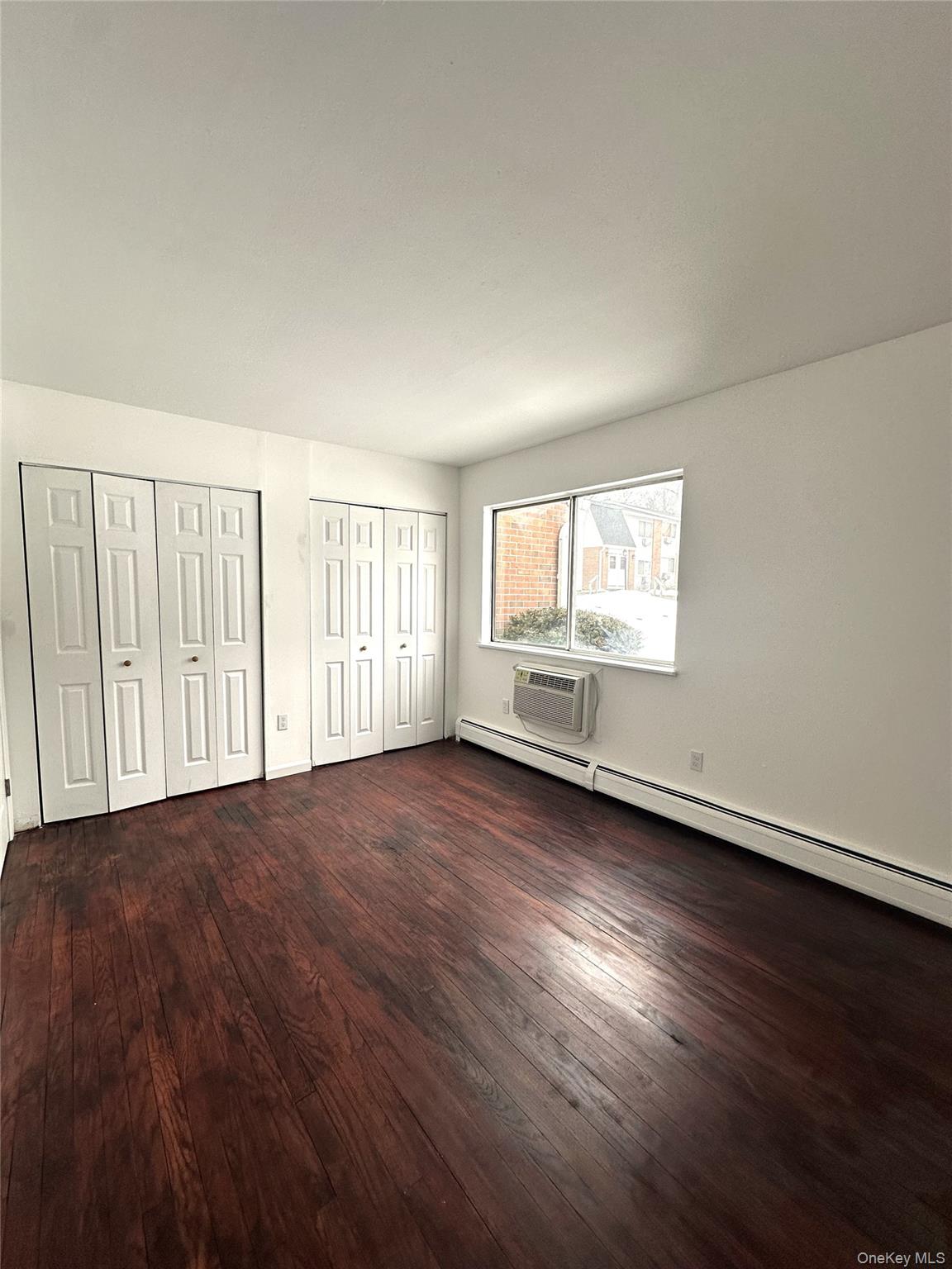 2740 South Road, Unit B7 Poughkeepsie, NY 12601 - Photo 8 of 16 Different view - Freshly painted, new wall unit Ac, new closet doors and bedroom doors.