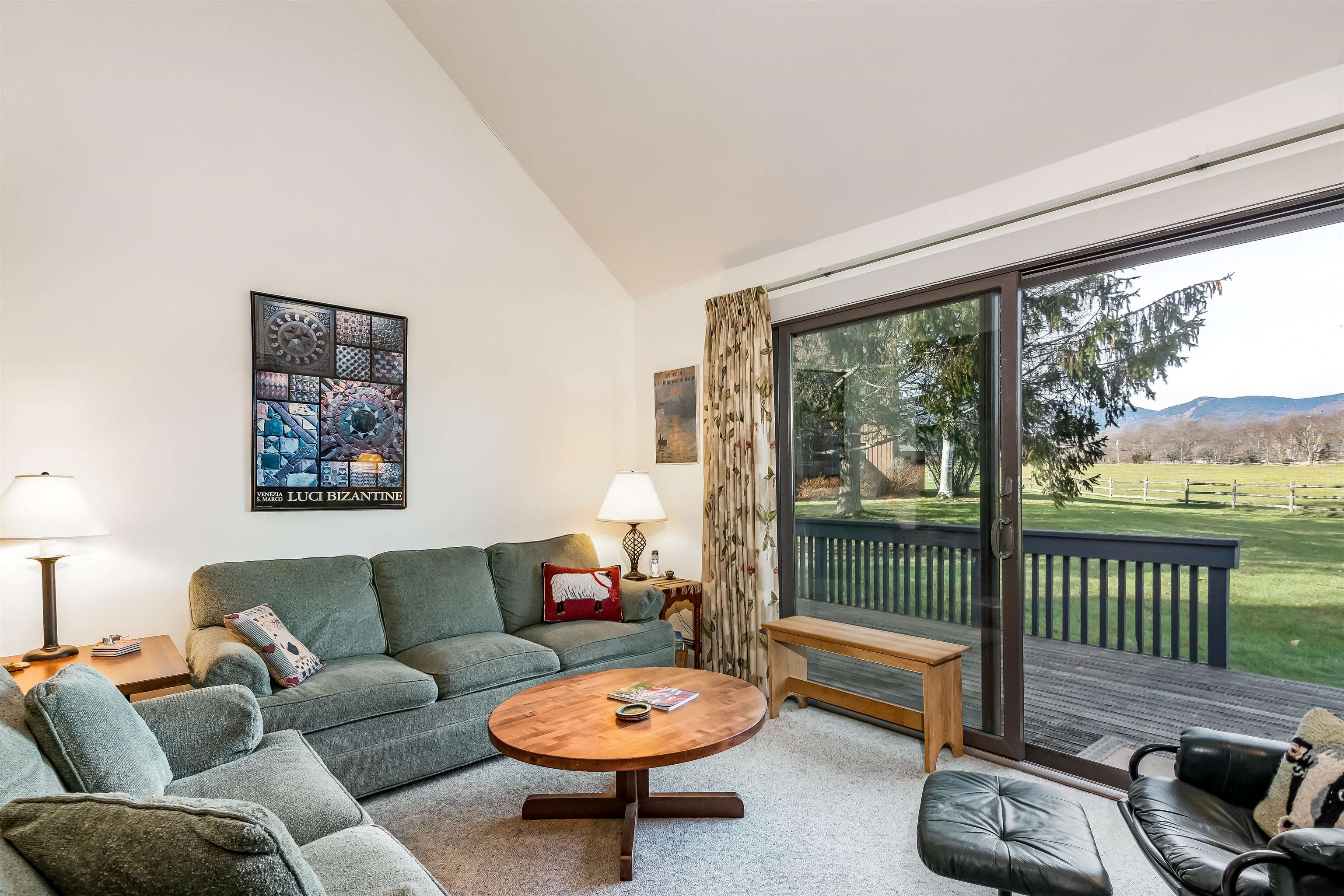 46 View Road, Unit 10 Stowe, VT 05672 - Photo 5 of 8