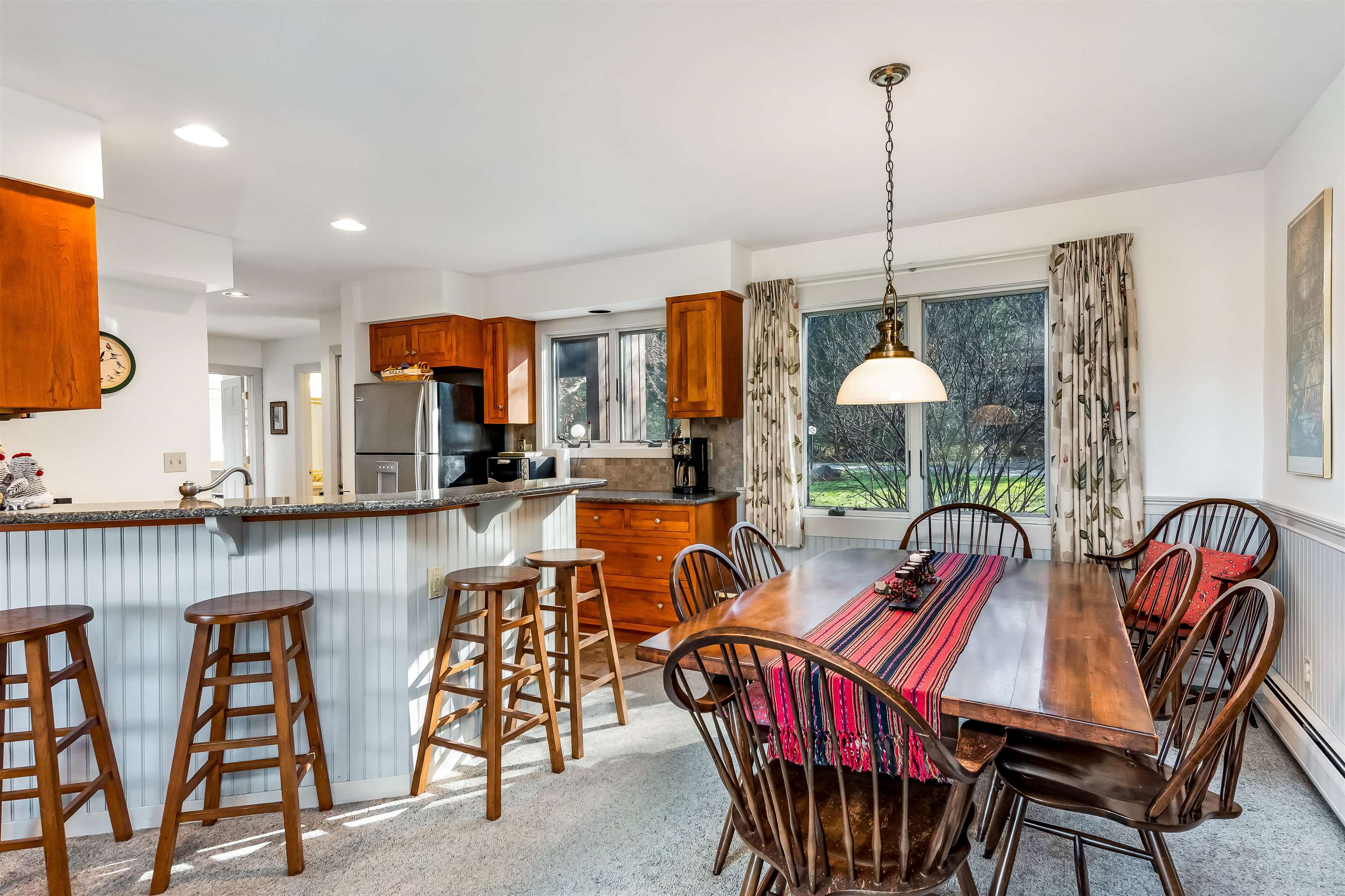 46 View Road, Unit 10 Stowe, VT 05672 - Photo 7 of 8