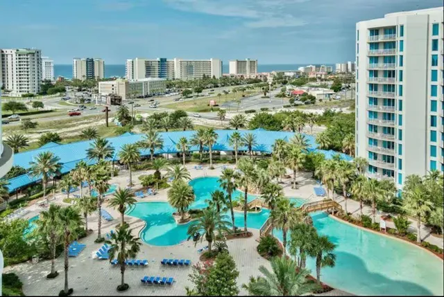 a picture of city view