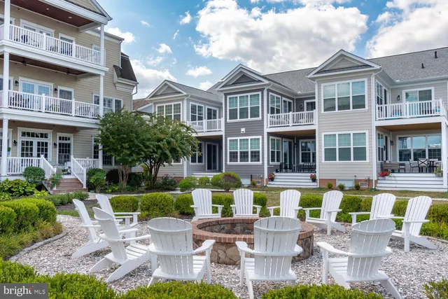$695,000 | 118 Little Harbor Way, Unit 202, Chestertown, MD 21620