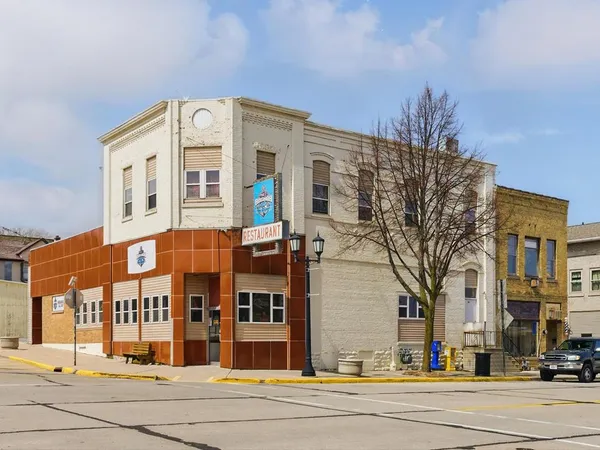 $295,000 | 301 Ellis Street, Kewaunee, WI 54216