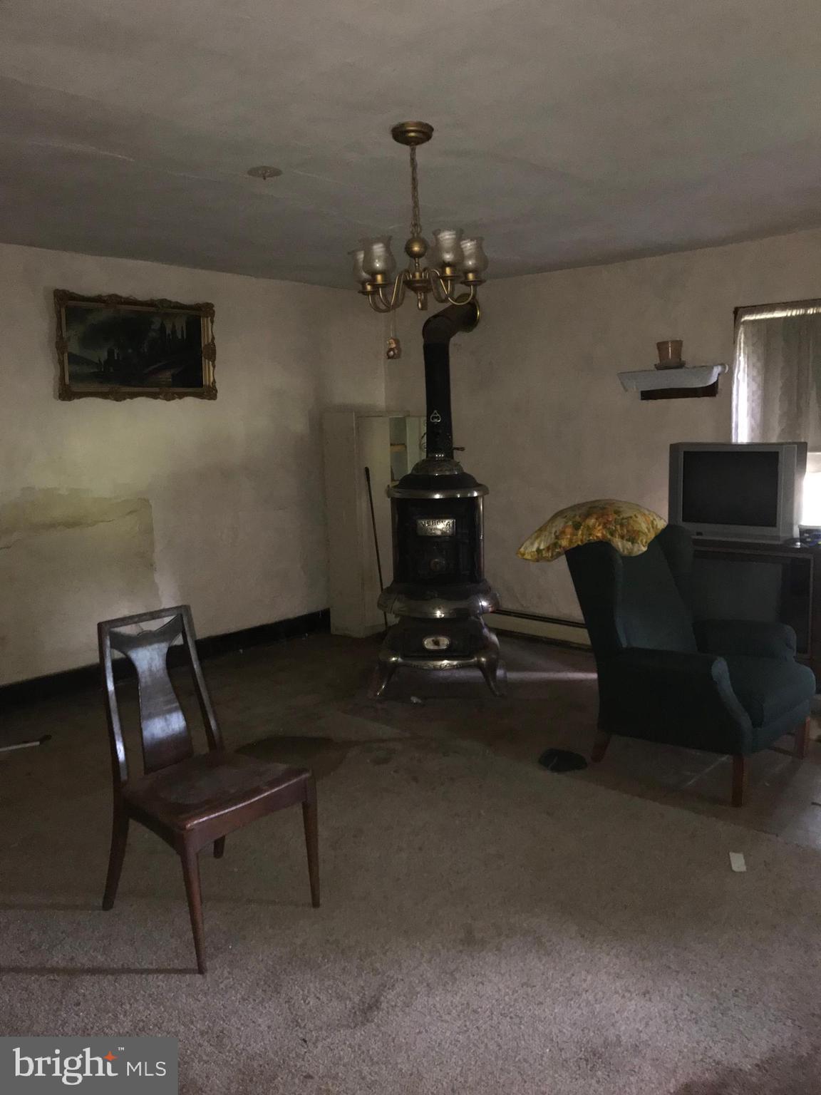 8022 Old Hagerstown Road Middletown, MD 21769 - Photo 10 of 26 Gallery Image 10
