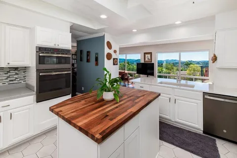 $1,000,000 | 2738 Anaheim Street, Escondido, CA 92025