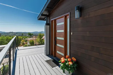 $1,000,000 | 2738 Anaheim Street, Escondido, CA 92025