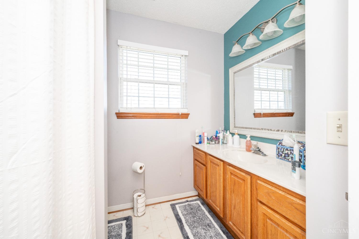 5218 Howe Road Trenton, OH 45067 - Photo 32 of 43 Gallery Image 32