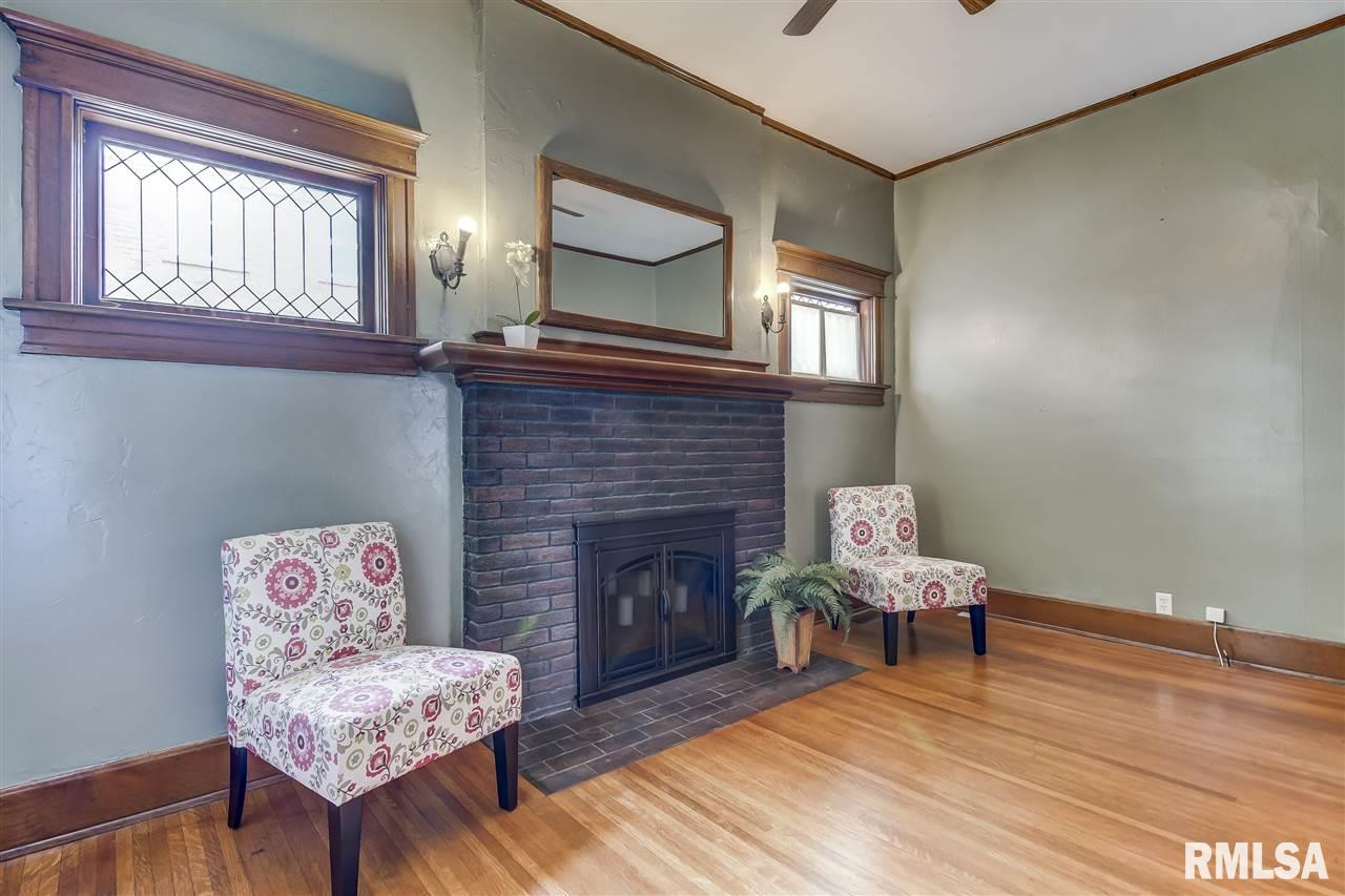 702 South Walnut Street Springfield, IL 62704 - Photo 13 of 33