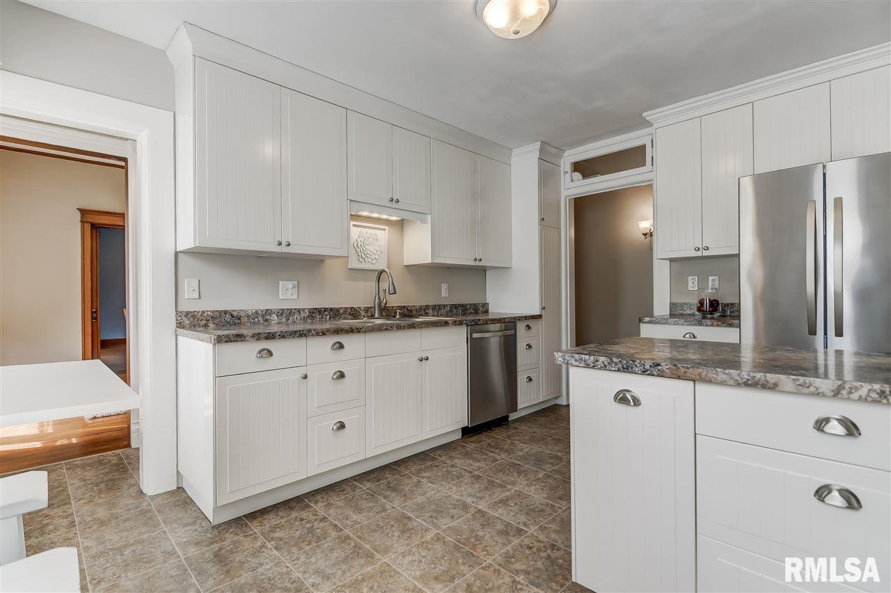 702 South Walnut Street Springfield, IL 62704 - Photo 17 of 33