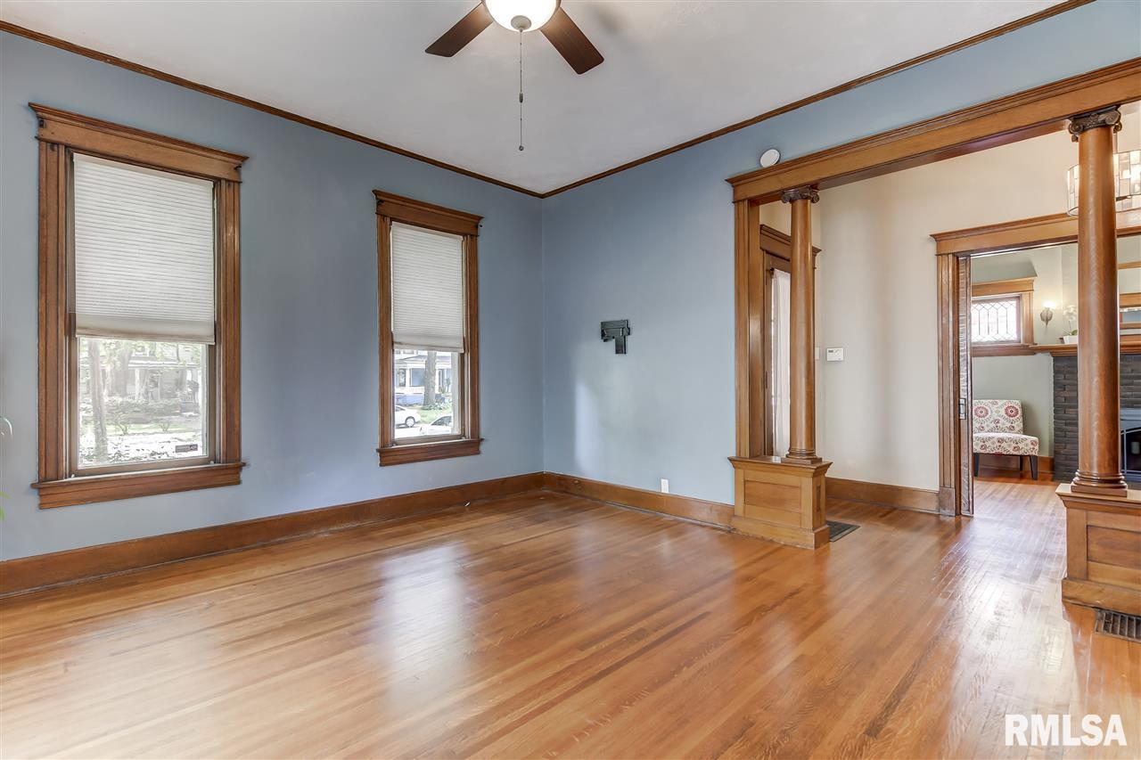 702 South Walnut Street Springfield, IL 62704 - Photo 6 of 33