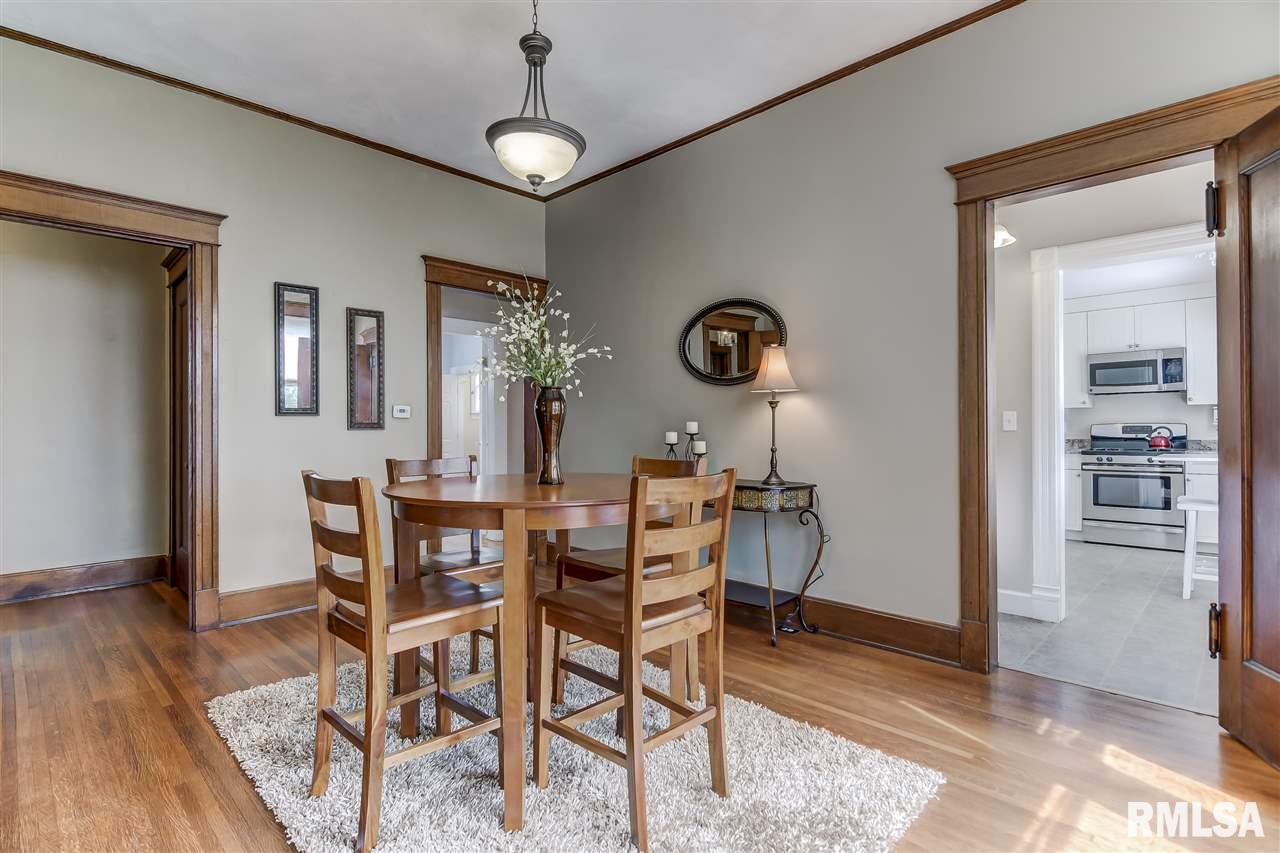 702 South Walnut Street Springfield, IL 62704 - Photo 7 of 33