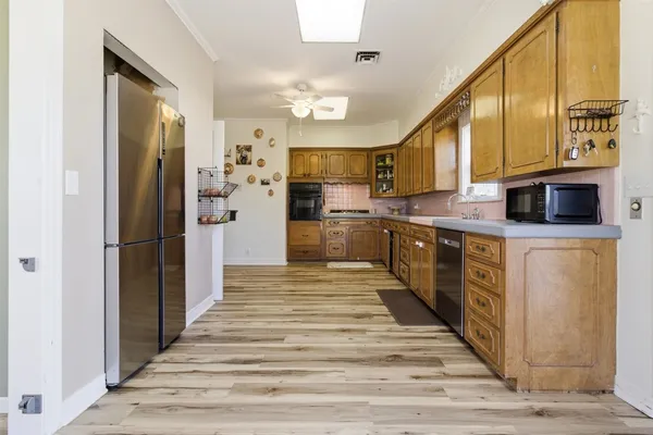 $220,000 | 829 Bear Drive, Timpson, TX 75975