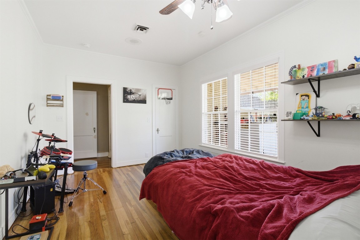 829 Bear Drive Timpson, TX 75975 - Photo 29 of 47 a bedroom with a bed and a large window