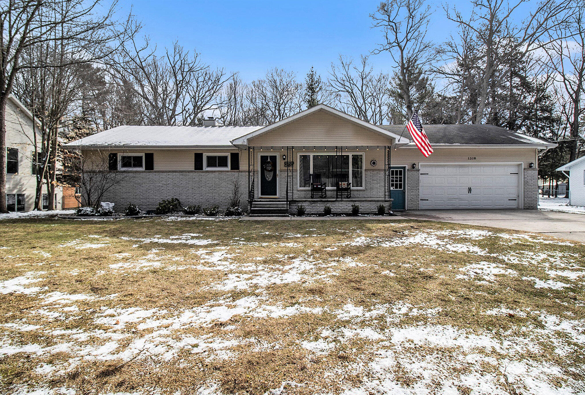 1318 North Lendale Street Ludington, MI 49431 - Photo 34 of 34 002_5r6a6806_918