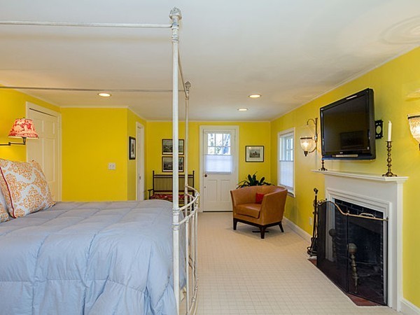 121 Park Avenue Newton, MA 02458 - Photo 12 of 24