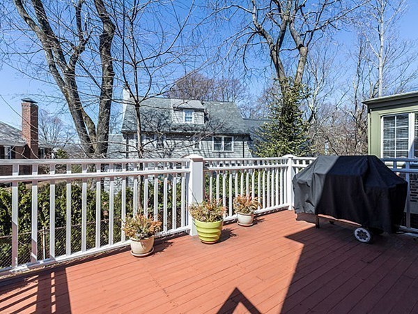 121 Park Avenue Newton, MA 02458 - Photo 21 of 24