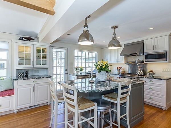 121 Park Avenue Newton, MA 02458 - Photo 7 of 24