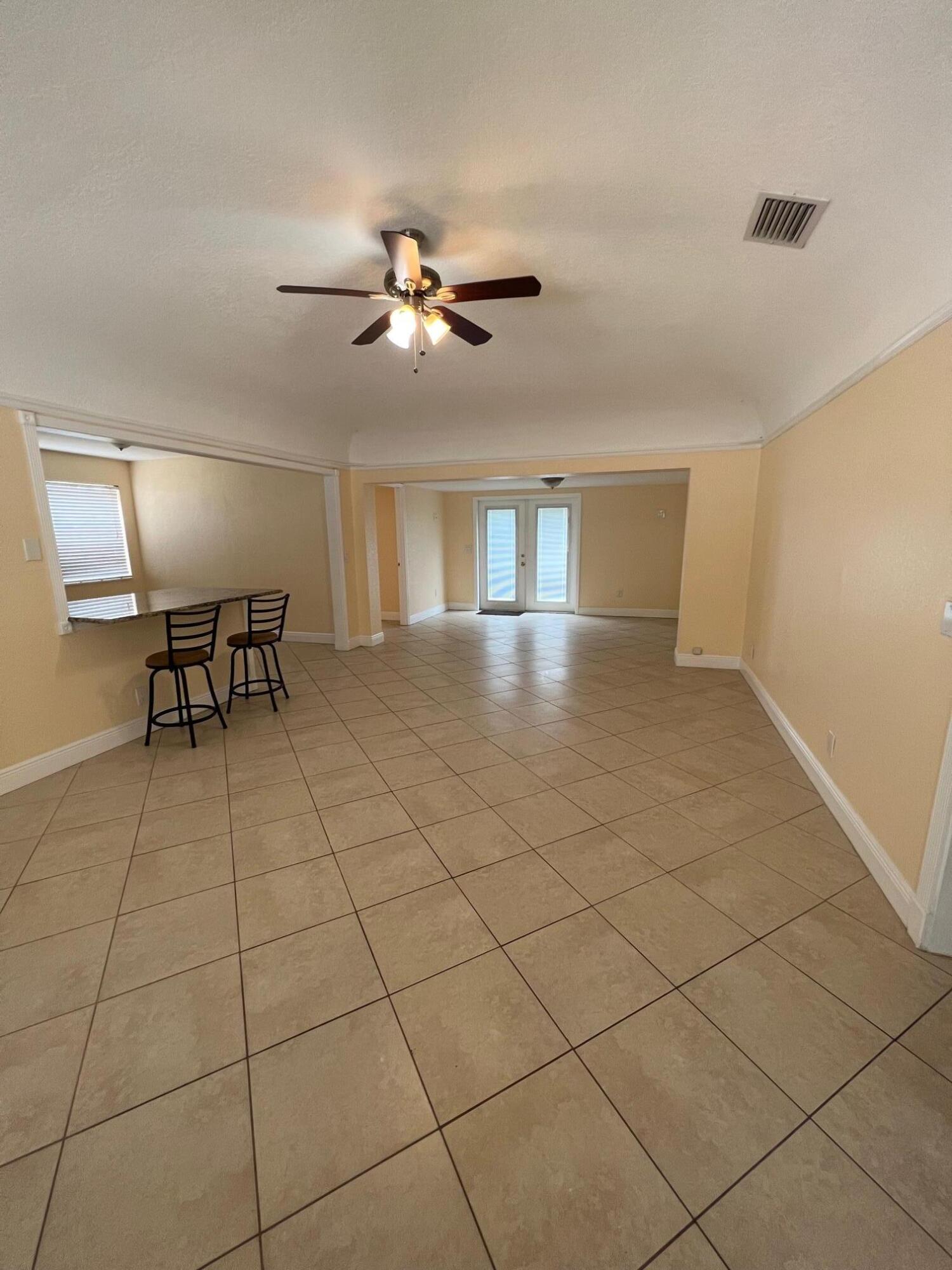 5449 Toronto Road Haverhill, FL 33415 - Photo 10 of 16 IMG_1867