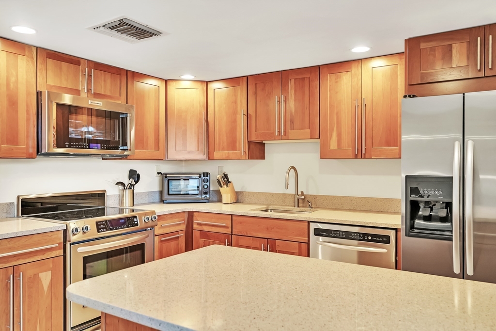 85 Brainerd Road, Unit 305 Boston, MA 02134 - Photo 11 of 30