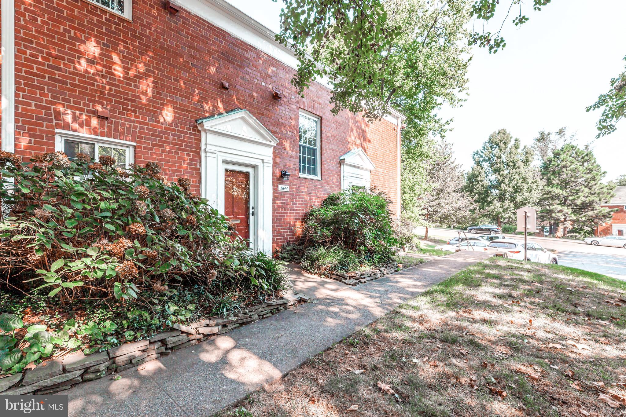 3644 Gunston Road Alexandria, VA 22302 - Photo 2 of 25 Gallery Image 2