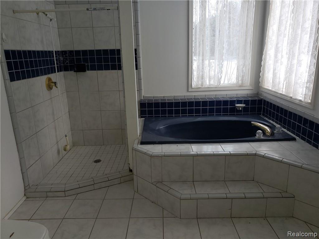 4597 Clarkston Road Clarkston, MI 48348 - Photo 15 of 23 2019-02-28 17.33