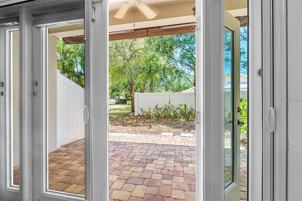 763 Date Palm Lane St. Petersburg, FL 33707 - Photo 22 of 47