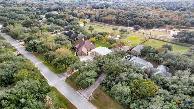 $869,900 | 249 Post Oak Bend, Inez, TX 77968