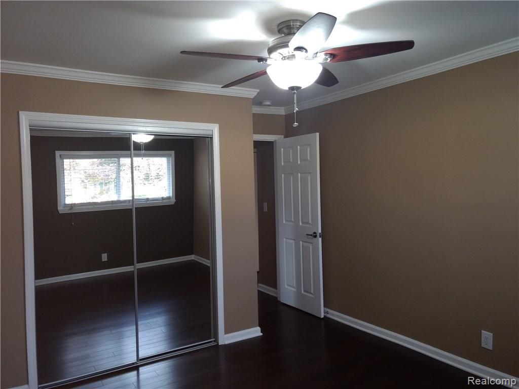 25062 Rubin Road Warren, MI 48089 - Photo 12 of 35 IMG_20170831_080805154 (1).jpg