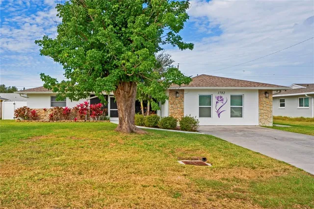 $785,000 | 1782 Coconut Drive, Venice, FL 34293