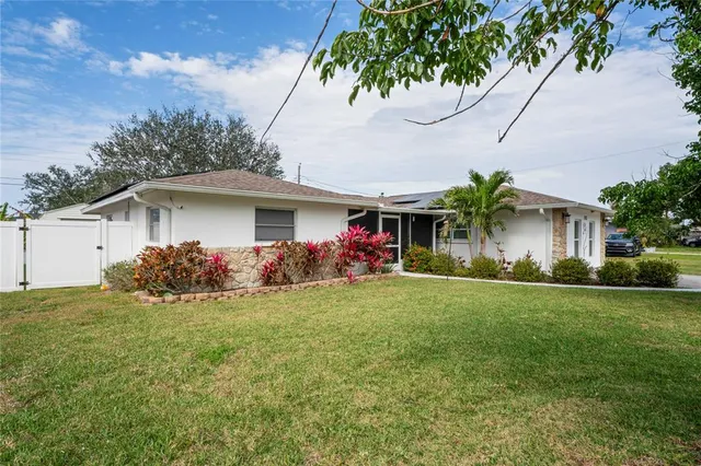 $785,000 | 1782 Coconut Drive, Venice, FL 34293