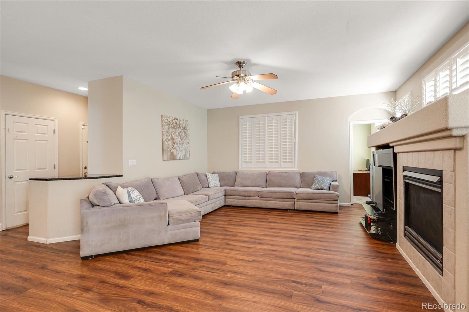 10558 Wagon Highlands Ranch Highlands Ranch, CO 80130 - Photo 10 of 31 Gallery Image 10