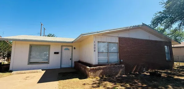 $129,900 | 1308 61st Street, Lubbock, TX 79412