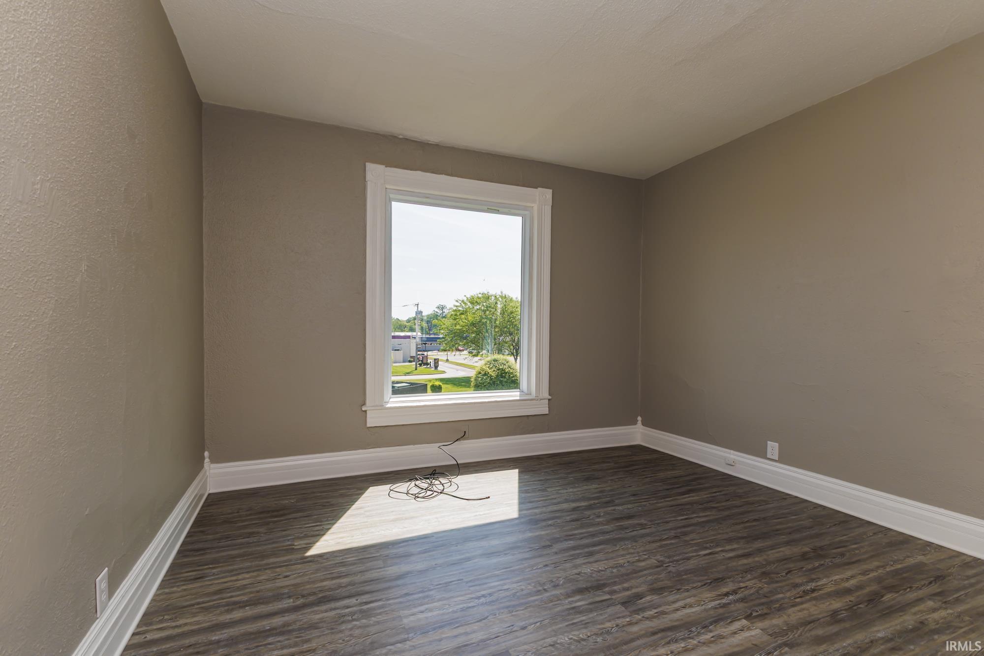 2203 South Elm Street Muncie, IN 47302 - Photo 25 of 34