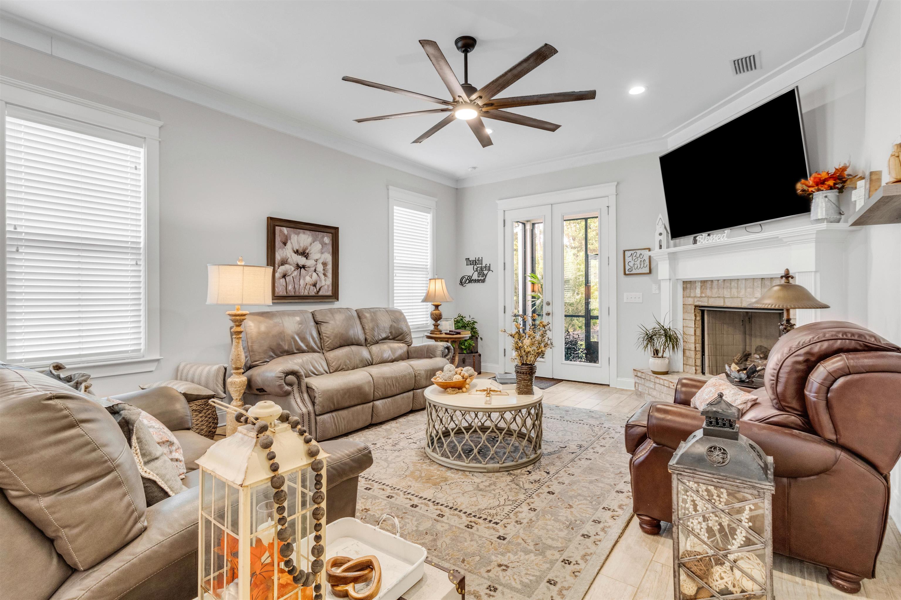 492 Orleans Street Gulf Shores, AL 36542 - Photo 11 of 39 Living Room