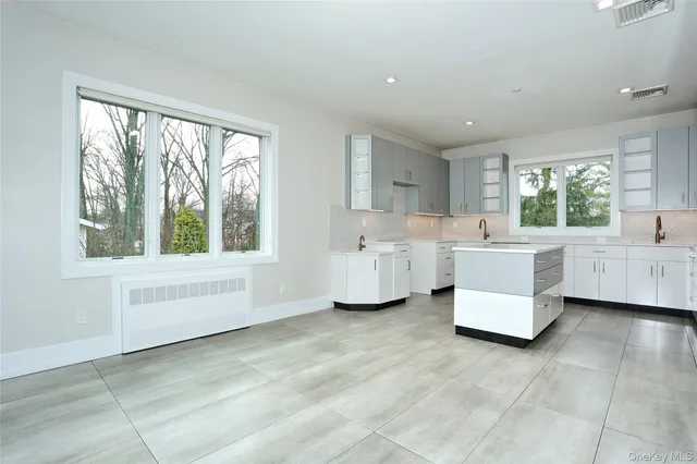 $1,279,000 | 8 Neil Road, Unit 213, Spring Valley, NY 10977