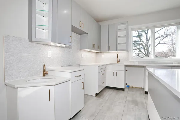 $1,249,000 | 8 Neil Road, Unit 213, Spring Valley, NY 10977