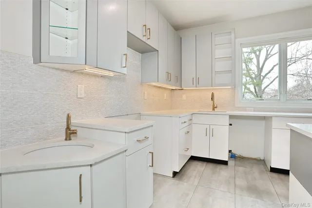 $1,279,000 | 8 Neil Road, Unit 213, Spring Valley, NY 10977