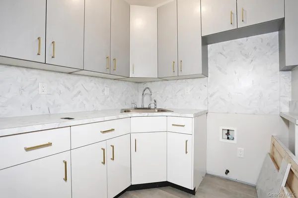 $1,249,000 | 8 Neil Road, Unit 213, Spring Valley, NY 10977