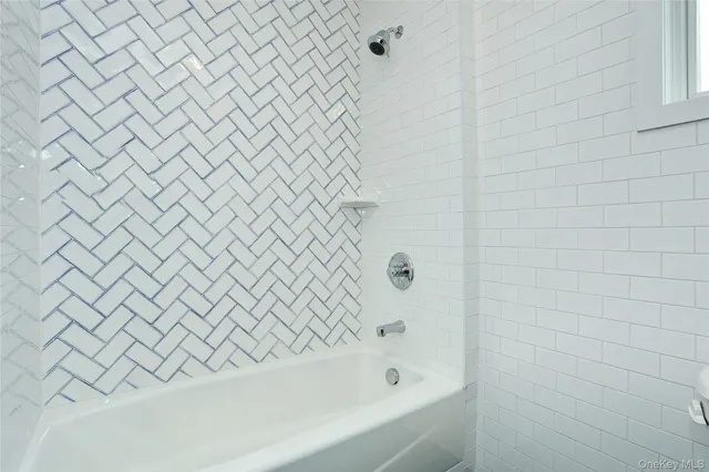 $1,279,000 | 8 Neil Road, Unit 213, Spring Valley, NY 10977