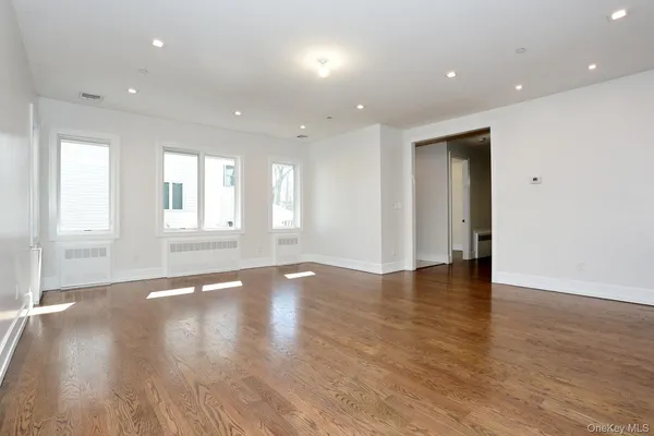 $1,249,000 | 8 Neil Road, Unit 213, Spring Valley, NY 10977