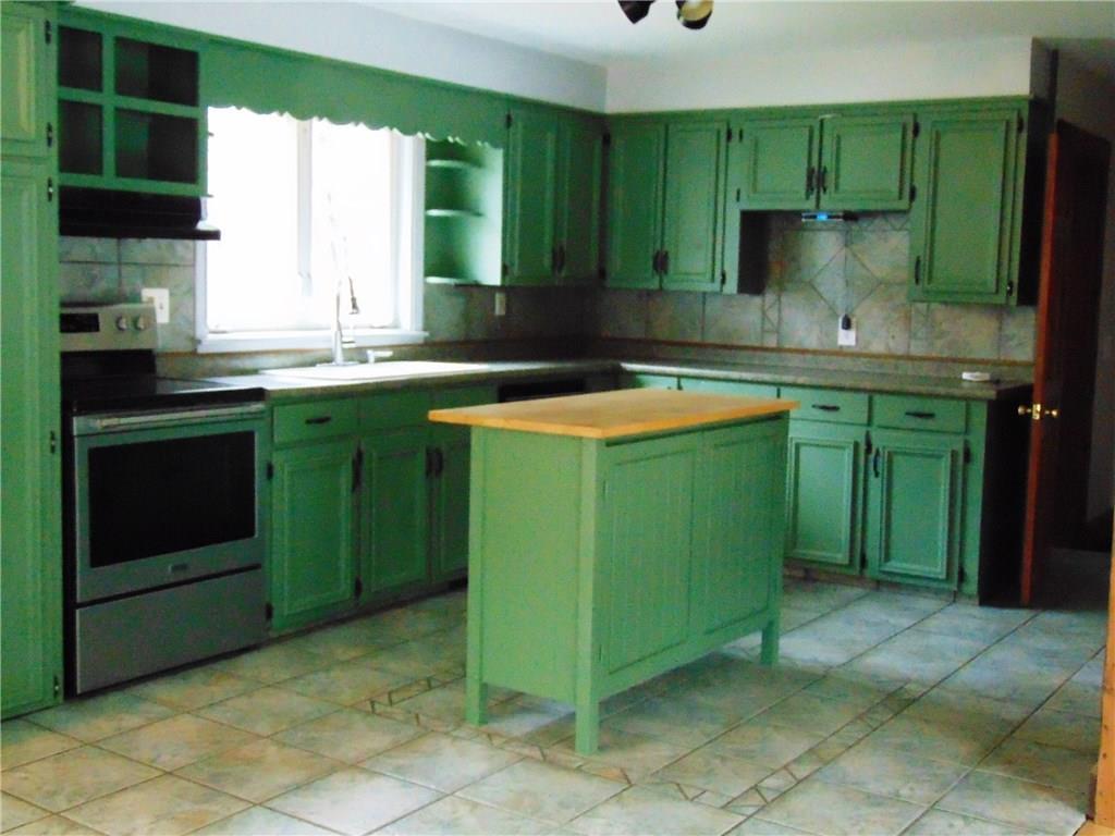 663 Wiscasset Road Pittston, ME 04345 - Photo 4 of 26 Photo