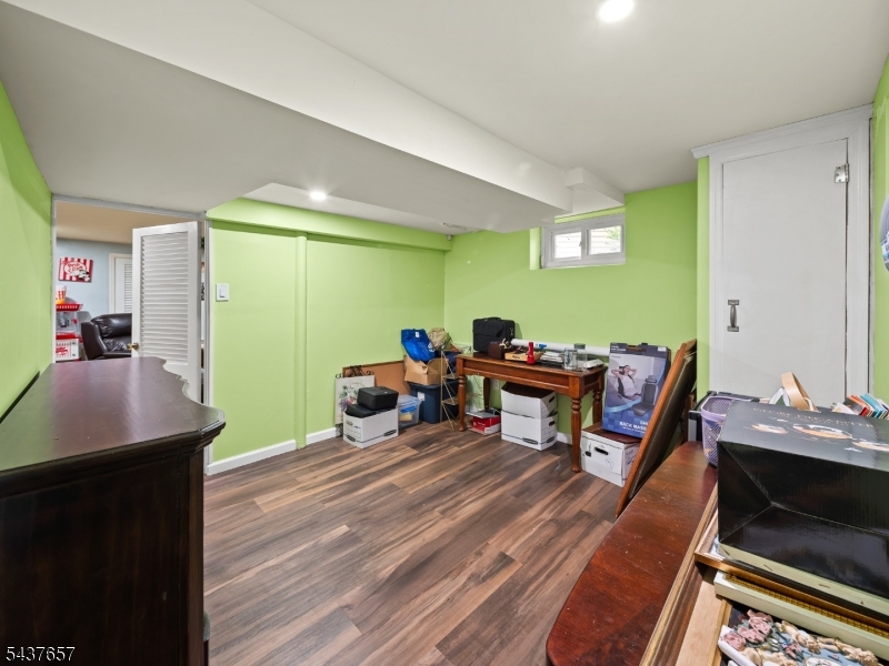 17 Ravine Court Clifton, NJ 07013 - Photo 40 of 46