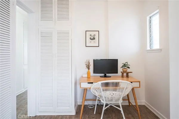 $9,900 | 333 28th Street, Hermosa Beach, CA 90254