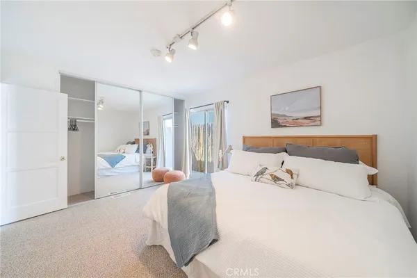 $9,900 | 333 28th Street, Hermosa Beach, CA 90254