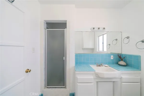 $9,900 | 333 28th Street, Hermosa Beach, CA 90254