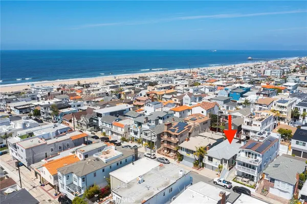 $9,900 | 333 28th Street, Hermosa Beach, CA 90254