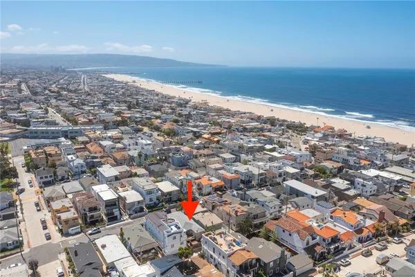$9,900 | 333 28th Street, Hermosa Beach, CA 90254